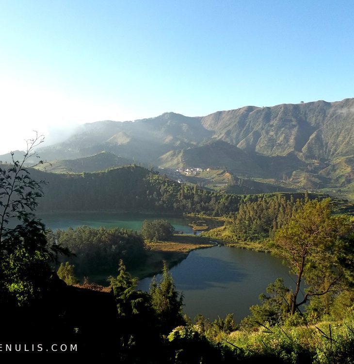 telaga warna dieng